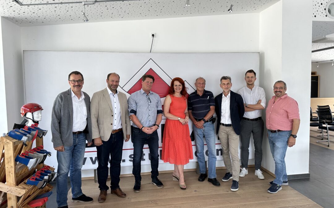 Wirtschaftsbund Tirol zu Besuch bei Stubai ZMV GmbH