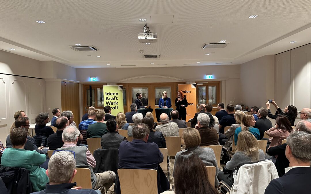 Buchpräsentation von Johannes Frischmann beim Treffpunkt Unternehmen des Wirtschaftsbundes Innsbruck-Land