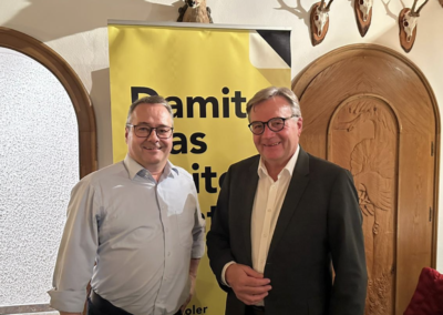 Inspirierender Stammtisch der Wirtschaftsbund-Ortsgruppe Zams: Austausch über die Zukunft der Venetbahn