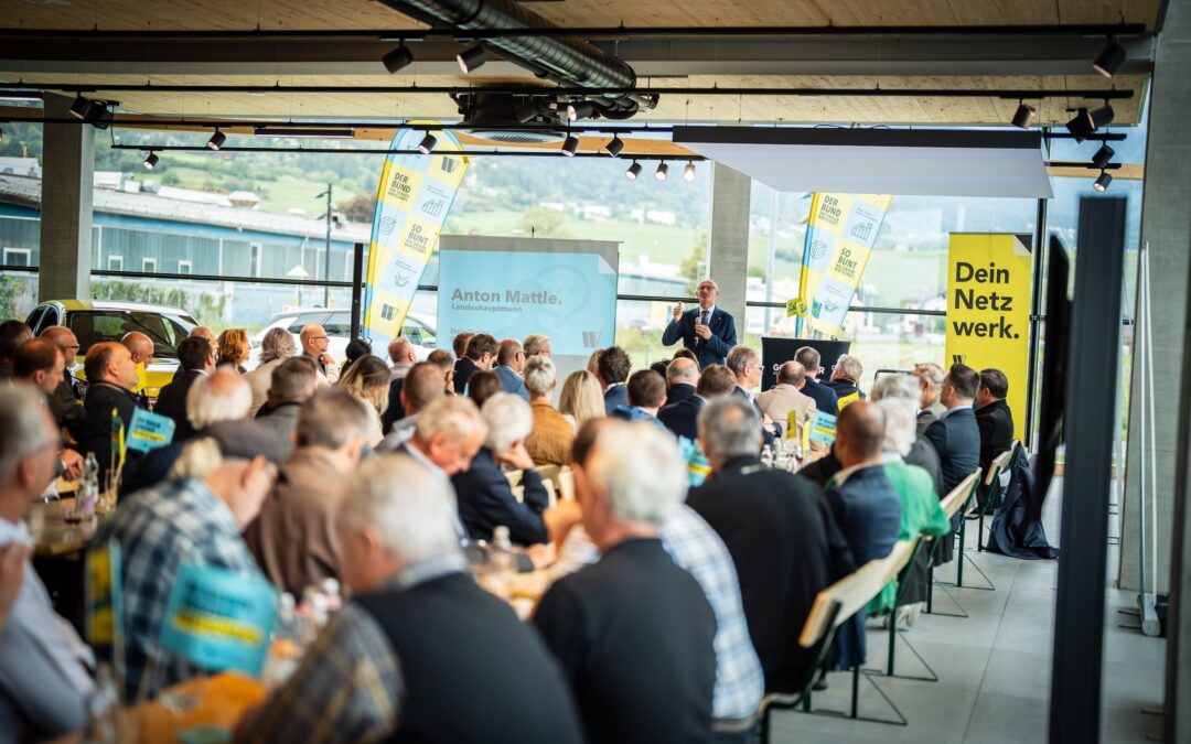 Schultz und Mattle beim traditionellen Weißwurstessen des Wirtschaftsbundes